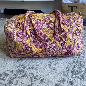 Vera Bradley duffle
